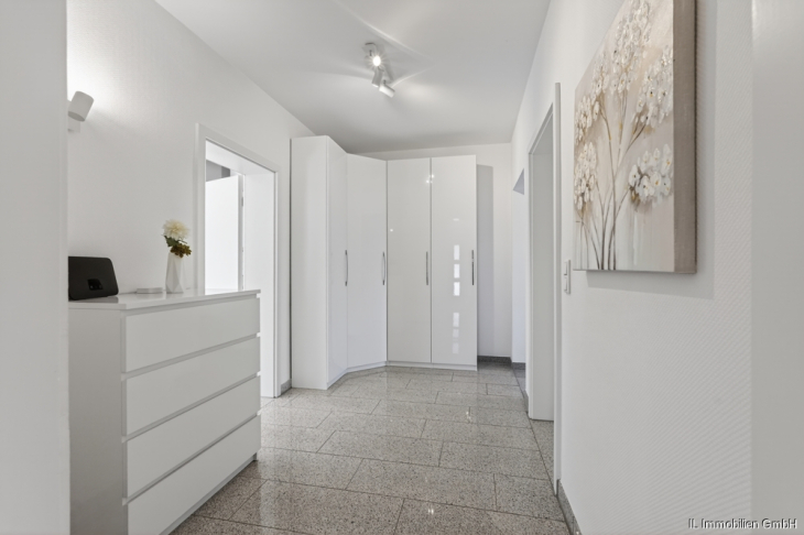 Altbau WHG 1 Flur/Eingangsbereich