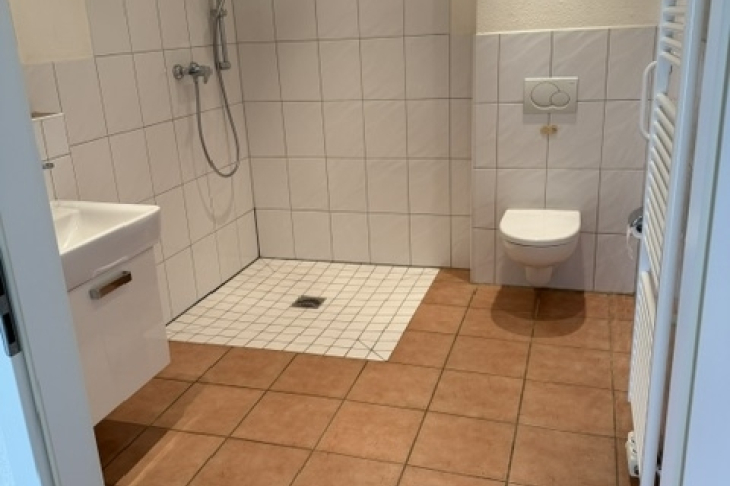 2,5-Zimmer-Wohnung mit Wintergarten und Aufzug zur Miete in Moers Mitte - Foto 1