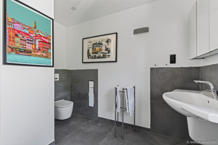Badezimmer im OG