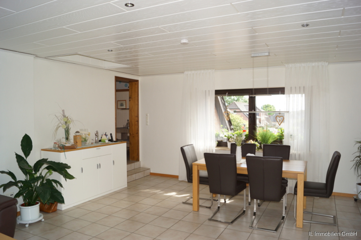 Essplatz im Wohnzimmer 2