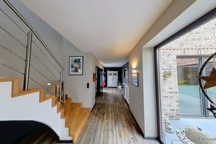 Flur Ansicht Richtung Eingang