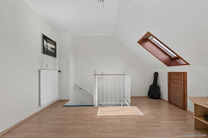Gäste-/Kinderzimmer im Spitzboden 