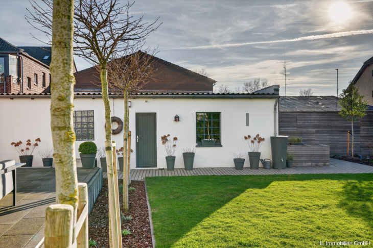 Garten Blickrichtung Anbau