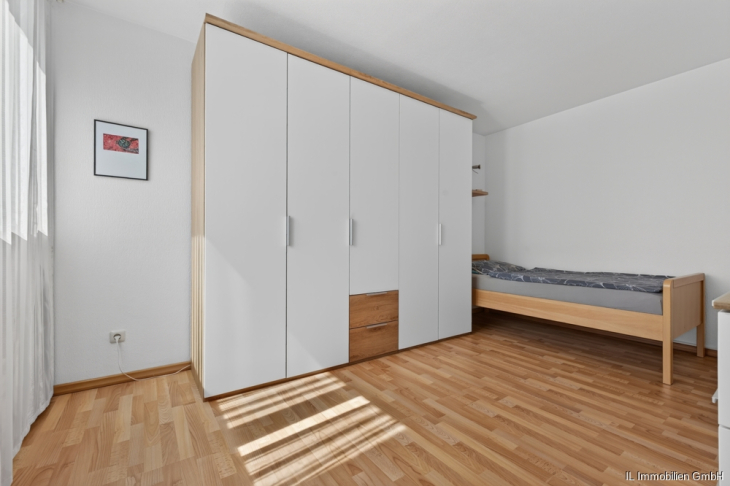 Schlaf-/Kinderzimmer 1.OG