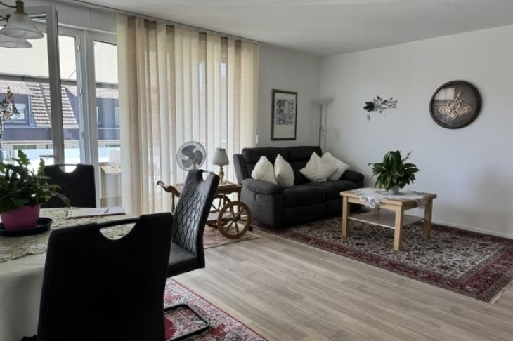 3 ZIMMER WOHNUNG MIT BALKON ZUR MIETE 1. OG INKL. AUFZUG IM ORTSTEIL ASBERG MODERN & KOMFORTABEL - Photo 2