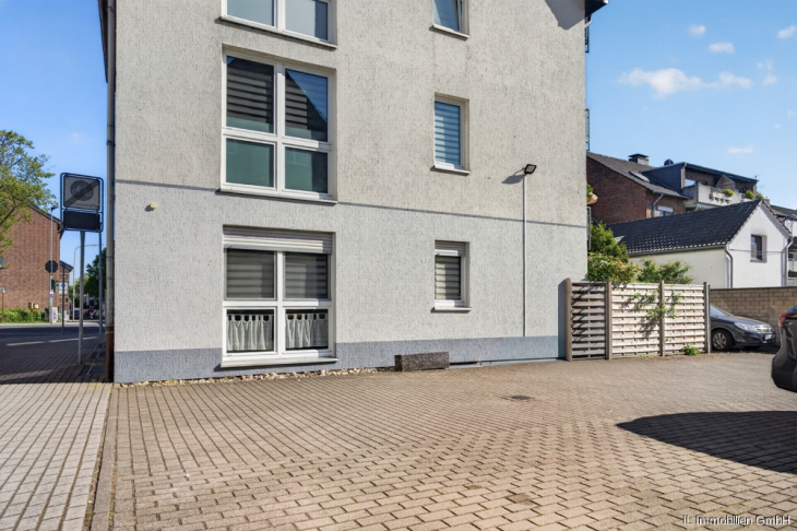 Wohnung EG rechts