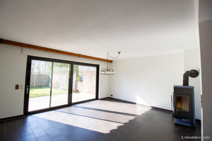 Wohnzimmer mit Kaminofen