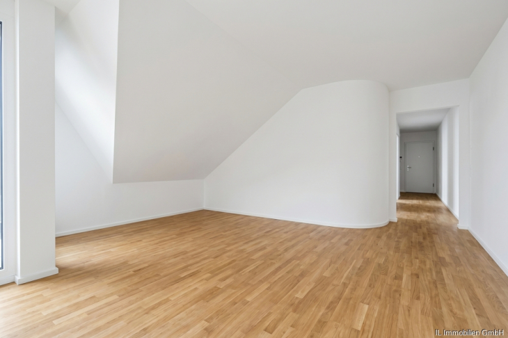 Wohnzimmer unmöbliert